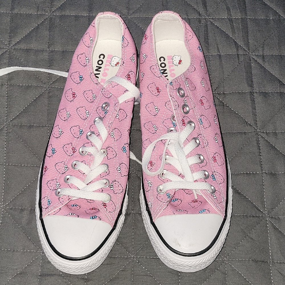 Hello Kitty Converse Women's Pink Graphic Sneakers